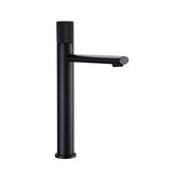 Robinet de lavabo design avec poignée texturée en noir et or rose