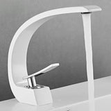Robinet de lavabo incurvé moderne en laiton avec mitigeur eau chaude et froide