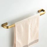 Élégance Classique – Ensemble d’Accessoires de Salle de Bain en Laiton Antique