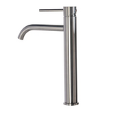 LuxeFlow – Mitigeur de Lavabo en Laiton Rosé Élégant