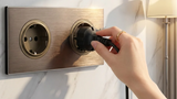 Prise Murale Aluminium Brossé Marron Multiport Élégance – Prise Schuko avec USB et RJ45 | Installation Encastrée | Connectivité Moderne