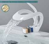 CascadePure – Mitigeur Lavabo Effet Cascade Blanc Moderne