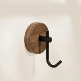 Walnut Elegance – Cintre en Bois de Noyer pour une Touche Naturelle et Élégante
