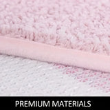 Tapis Tufté Statement Rose – Confort, Style et Originalité pour Salle de Bain et Salon
