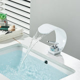 Robinet de lavabo cascade ultra-fin en laiton – Mitigeur moderne pour salle de bain avec eau chaude et froide