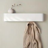 Porte-Manteaux Murale ArcModerne avec Étagère et Crochets Discrets – Bois & Métal