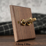 Interrupteur Mural -Noble Walnut – Bois Massif, Laiton et Option USB