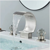 Mitigo – Robinet de Lavabo à Double Poignée en Métal Poli