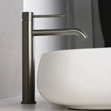 LuxeFlow – Mitigeur de Lavabo en Laiton Rosé Élégant