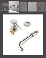 Robinet mural pour lavabo en laiton avec finition acier brossé et commande unique